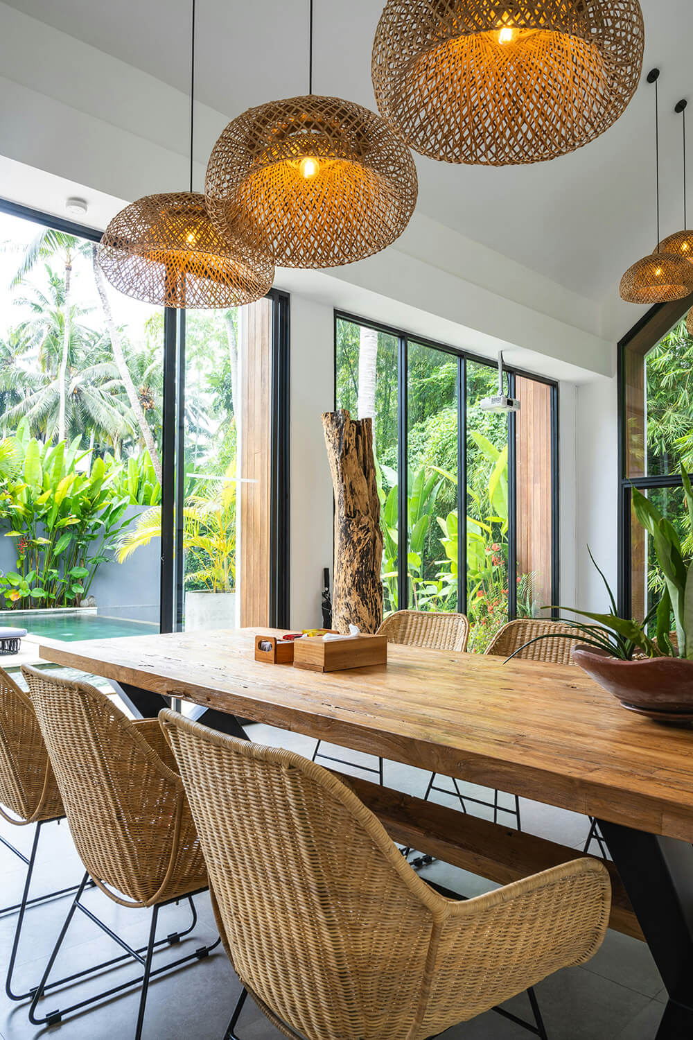 Restoring Hardwood Floors: Bringing Your Hardwood Floor Back From the Brink