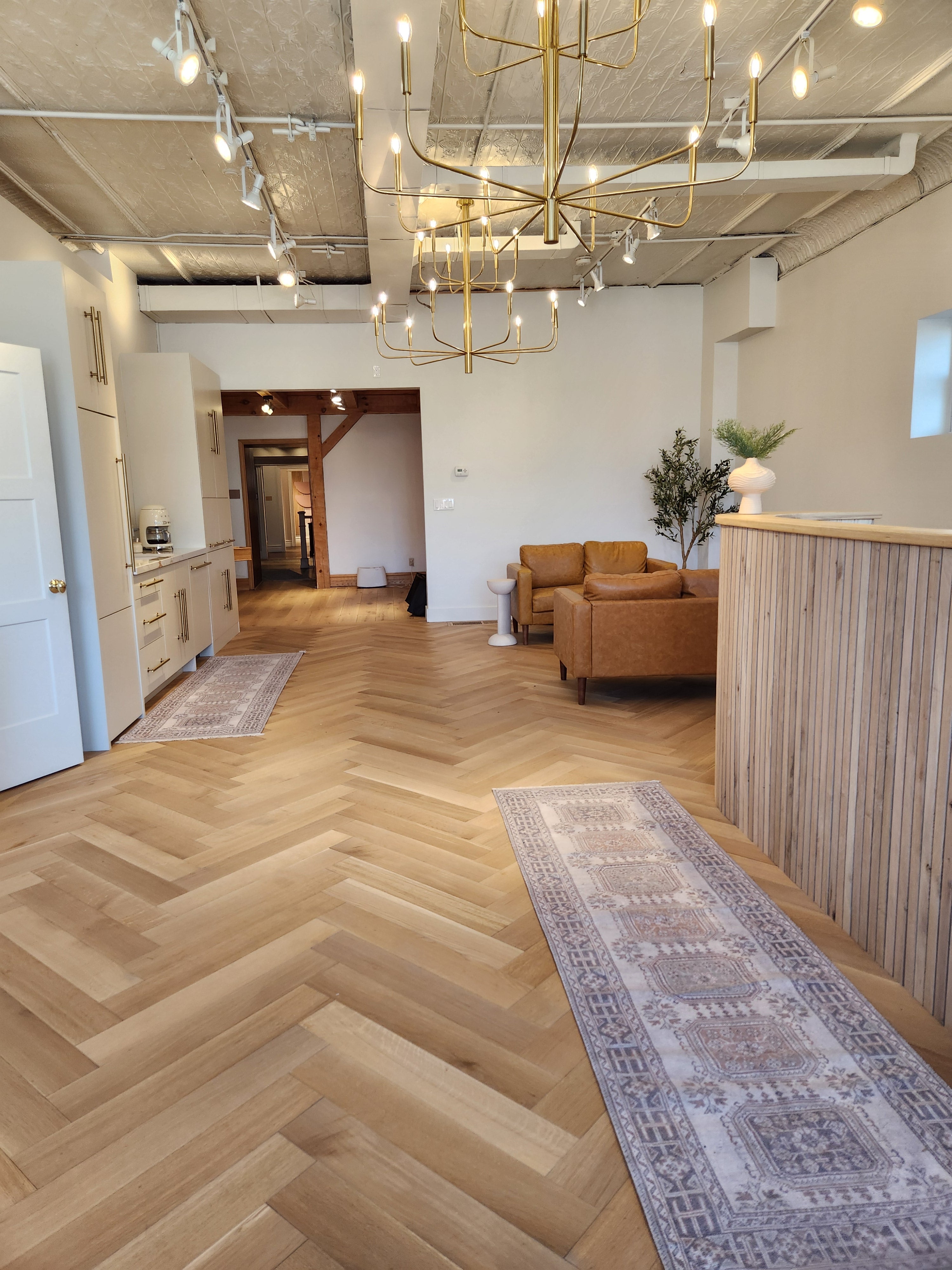 Quarter & Rift Sawn White Oak Flooring Nue
