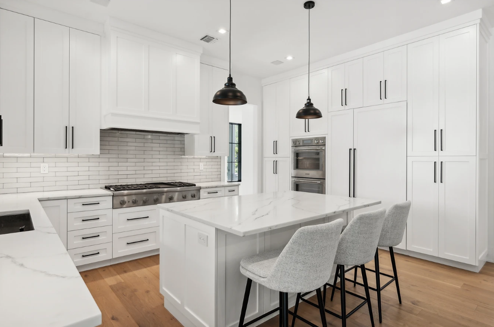 Wide Plank White Oak Neutral Hardwood