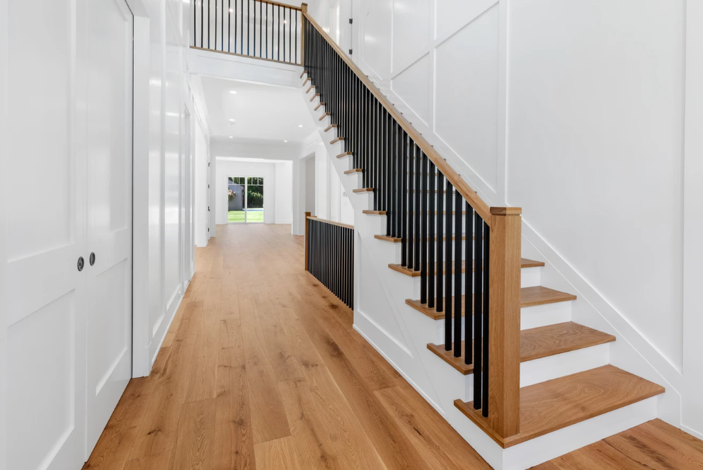 Wide Plank Natural White Oak