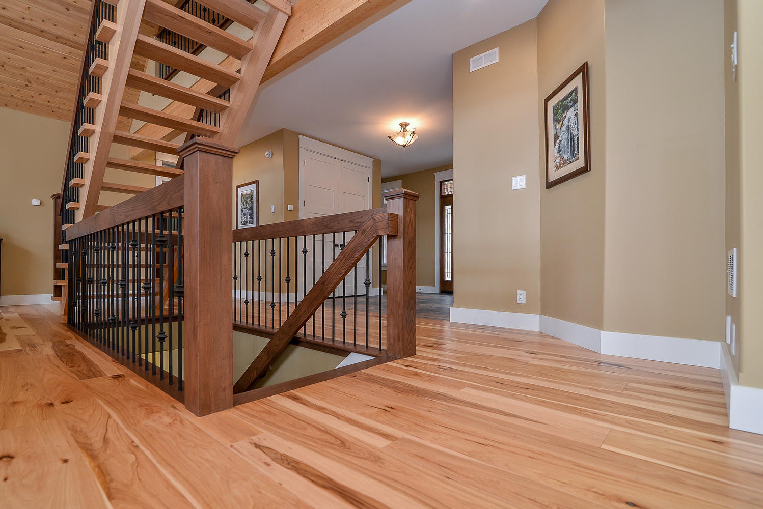 Hickory Hardwood Flooring - Gaylord Wide Plank Flooring 