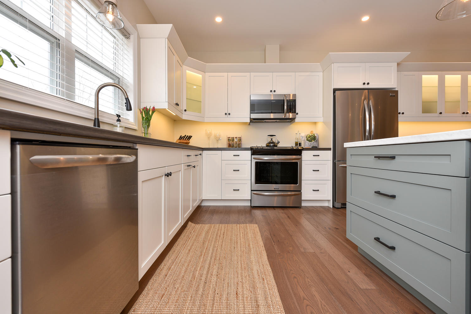 Hickory Hardwood Flooring - Gaylord Wide Plank Flooring 