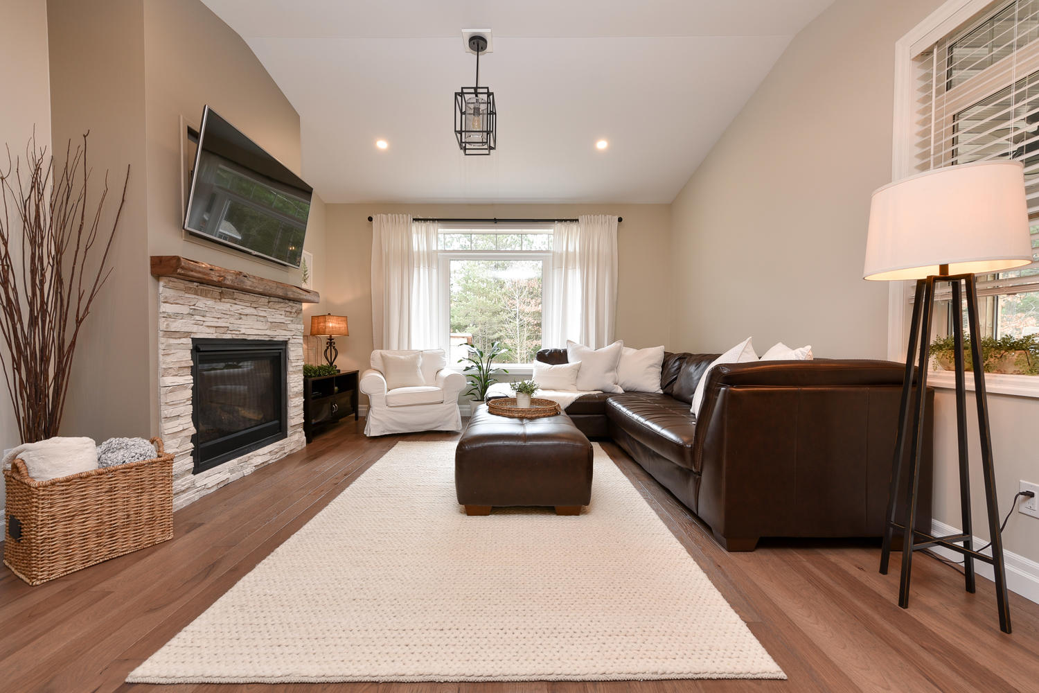 Hickory Hardwood Flooring - Gaylord Wide Plank Flooring 