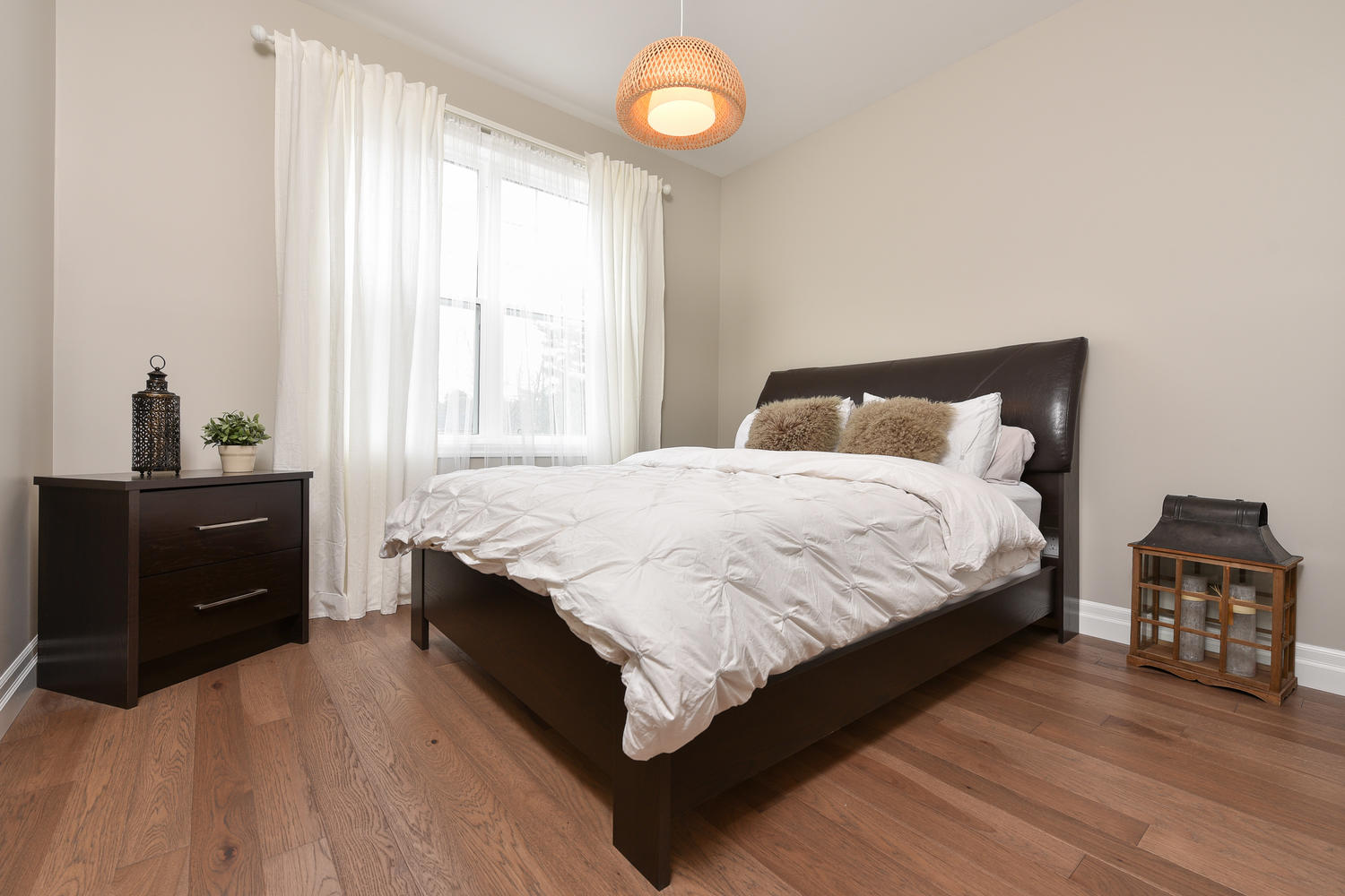 Hickory Hardwood Flooring - Gaylord Wide Plank Flooring 