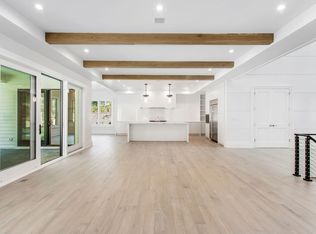 Red Oak Hardwood Flooring - Gaylord Wide Plank Flooring 