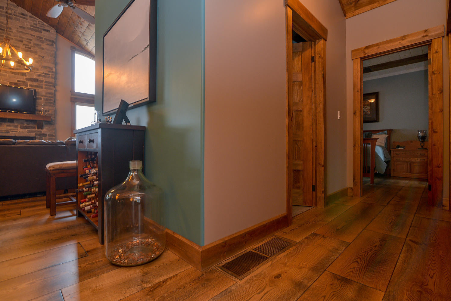 White Oak Hardwood Flooring - Gaylord Wide Plank Flooring 