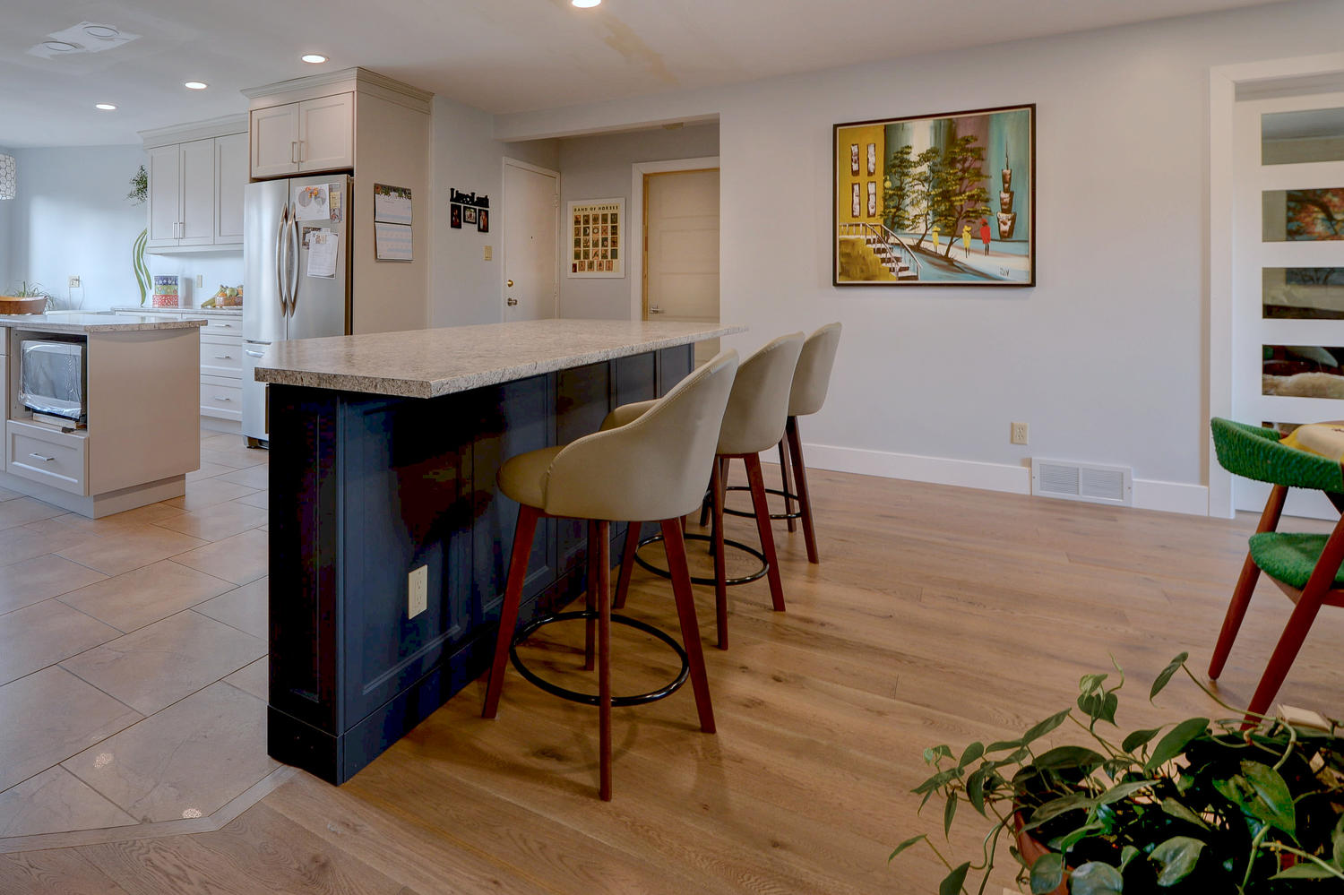 White Oak Hardwood Flooring - Gaylord Wide Plank Flooring 