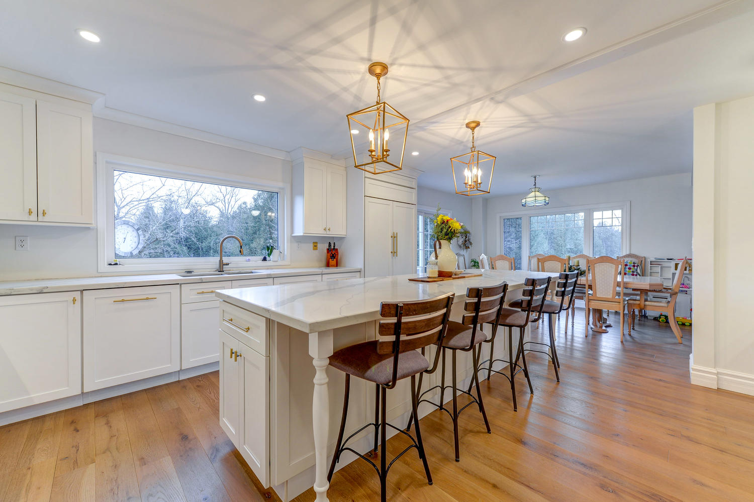 White Oak Hardwood Flooring - Gaylord Wide Plank Flooring 