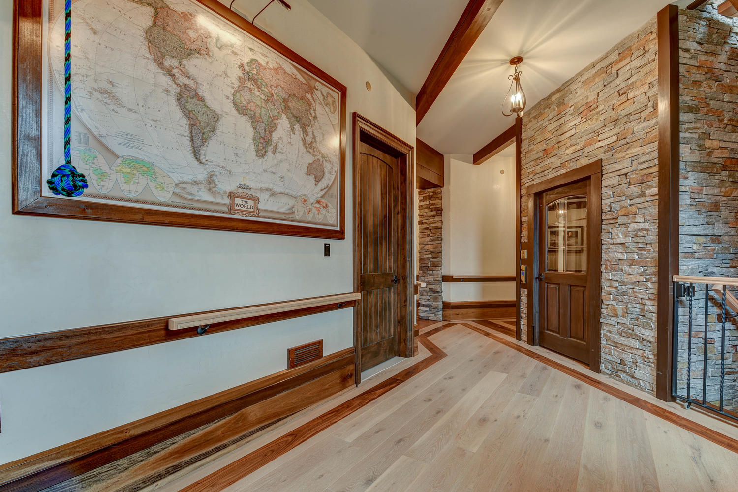 White Oak Hardwood Flooring - Gaylord Wide Plank Flooring 