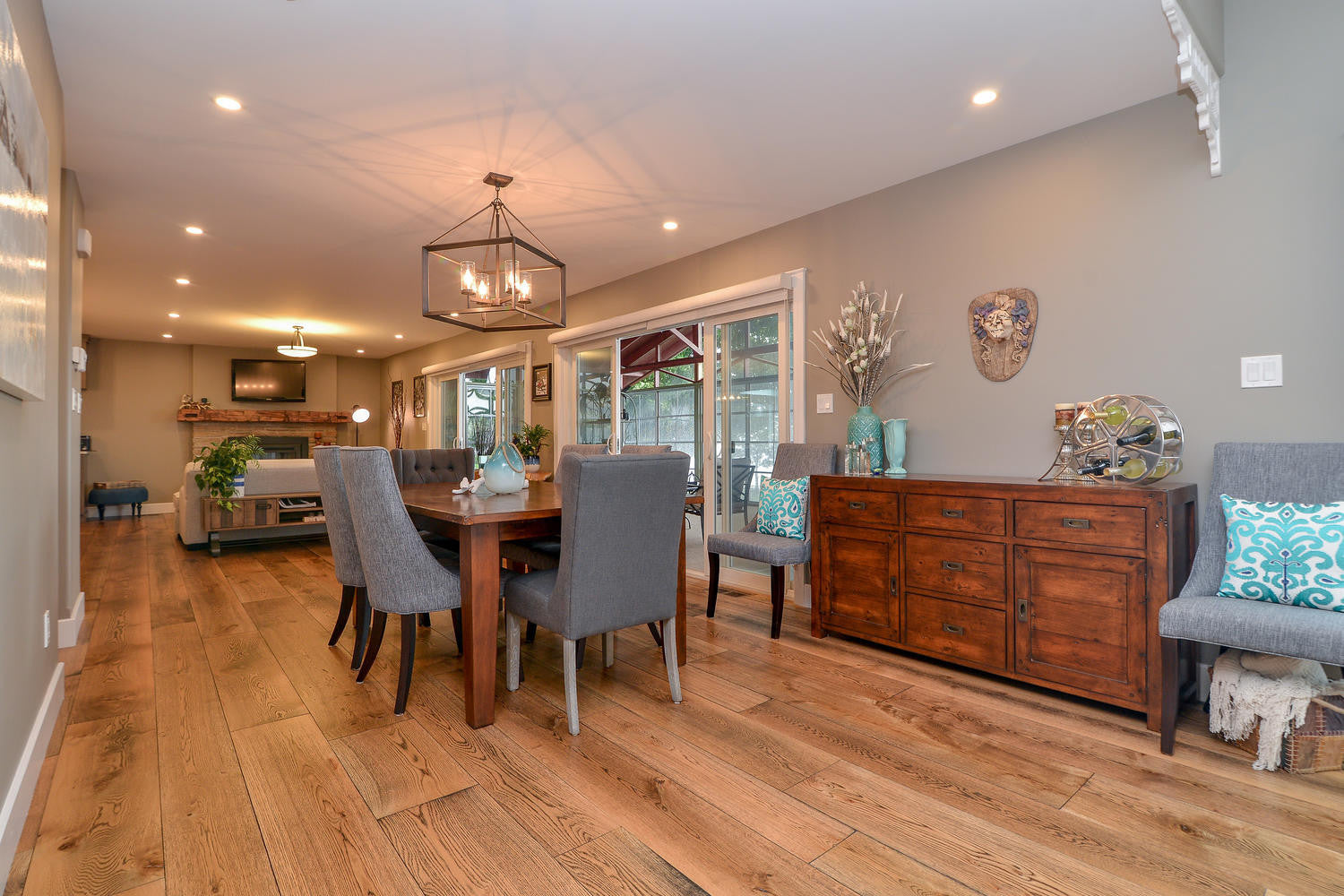 White Oak Hardwood Flooring - Gaylord Wide Plank Flooring 