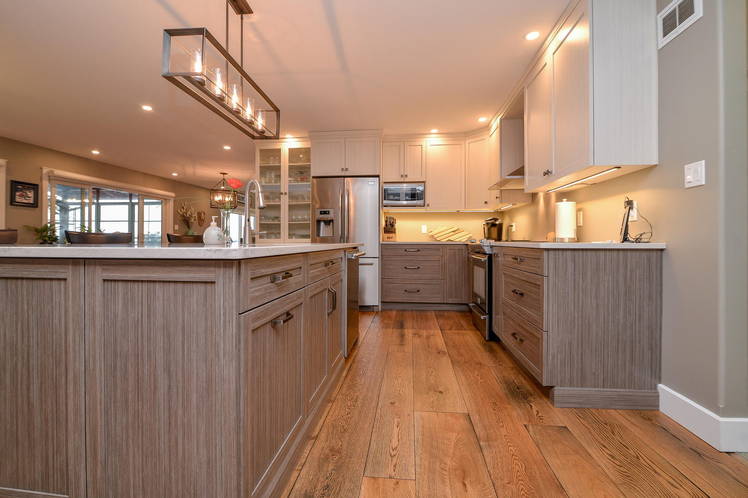 White Oak Hardwood Flooring - Gaylord Wide Plank Flooring 