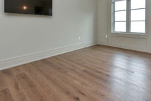 White Oak Hardwood Flooring - Gaylord Wide Plank Flooring 