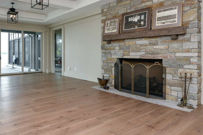 White Oak Hardwood Flooring - Gaylord Wide Plank Flooring 